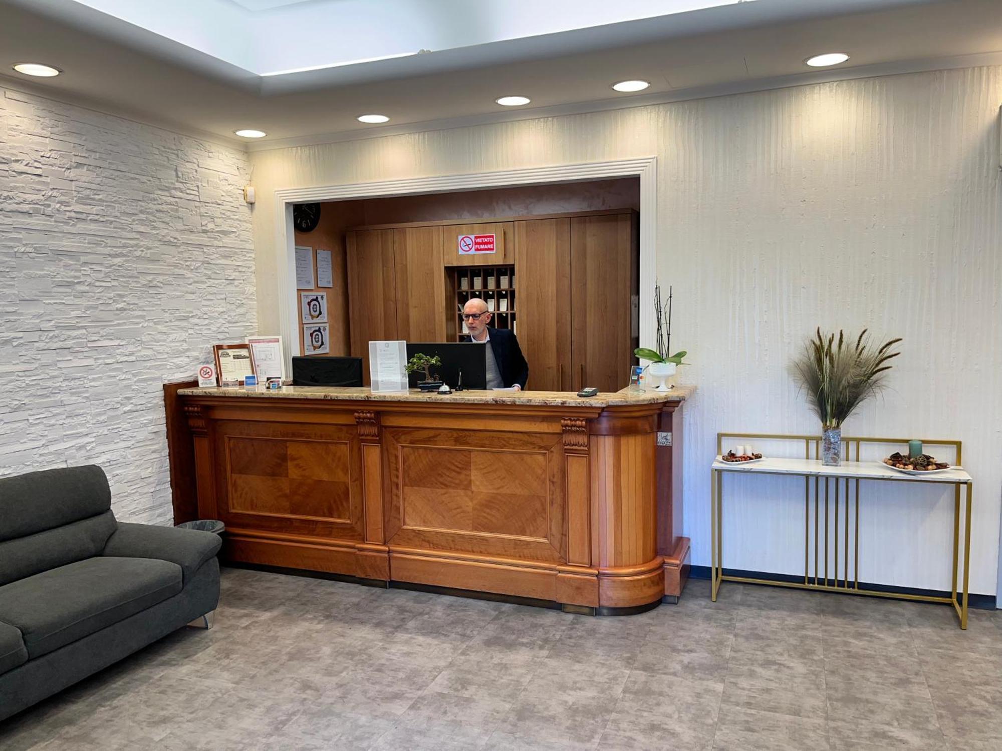 Eh Rome Airport Euro House Hotels Fiumicino Exterior foto